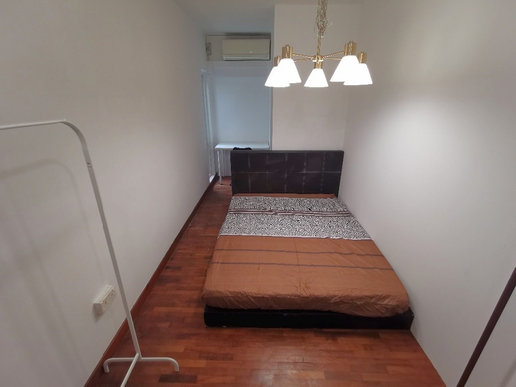 Braddell MRT - Superior Queen Room - Braddell View/ Near Braddell MRT/Marymount MRT/Caldecott MRT/ Available 2 Dec - Toa Payoh - Bedroom - Homates Singapore