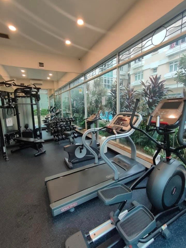 Huge Master Room in Condo in Central Location avail now - Toa Payoh 大巴窯 - 獨立套房 - Homates 新加坡