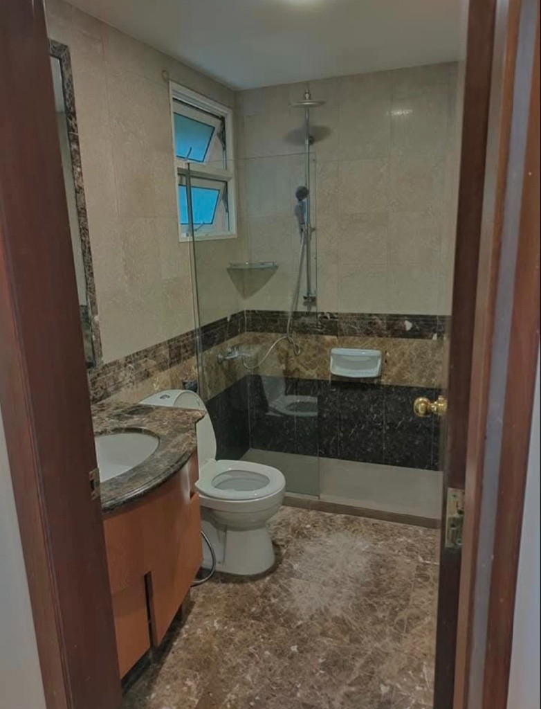 Huge Master Room in Condo in Central Location avail now - Toa Payoh 大巴窯 - 獨立套房 - Homates 新加坡