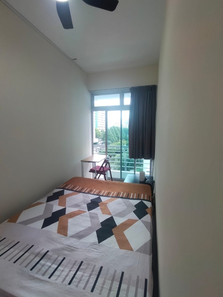 Available Immediate/Common Room/Near Toa Payoh, Novena MRT/No Owner Staying/Fully Furnished with Bed/Wardrobe/WIFI/Air-con - Toa Payoh 大巴窑 - 整个住家 - Homates 新加坡
