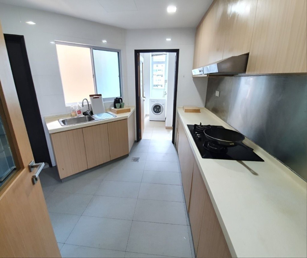 Room for rent / Toa Payoh, Boon Keng, Novena MRT / Common room / 1 pax stay / Available﻿ Jan 17 - Toa Payoh 大巴窑 - 整个住家 - Homates 新加坡