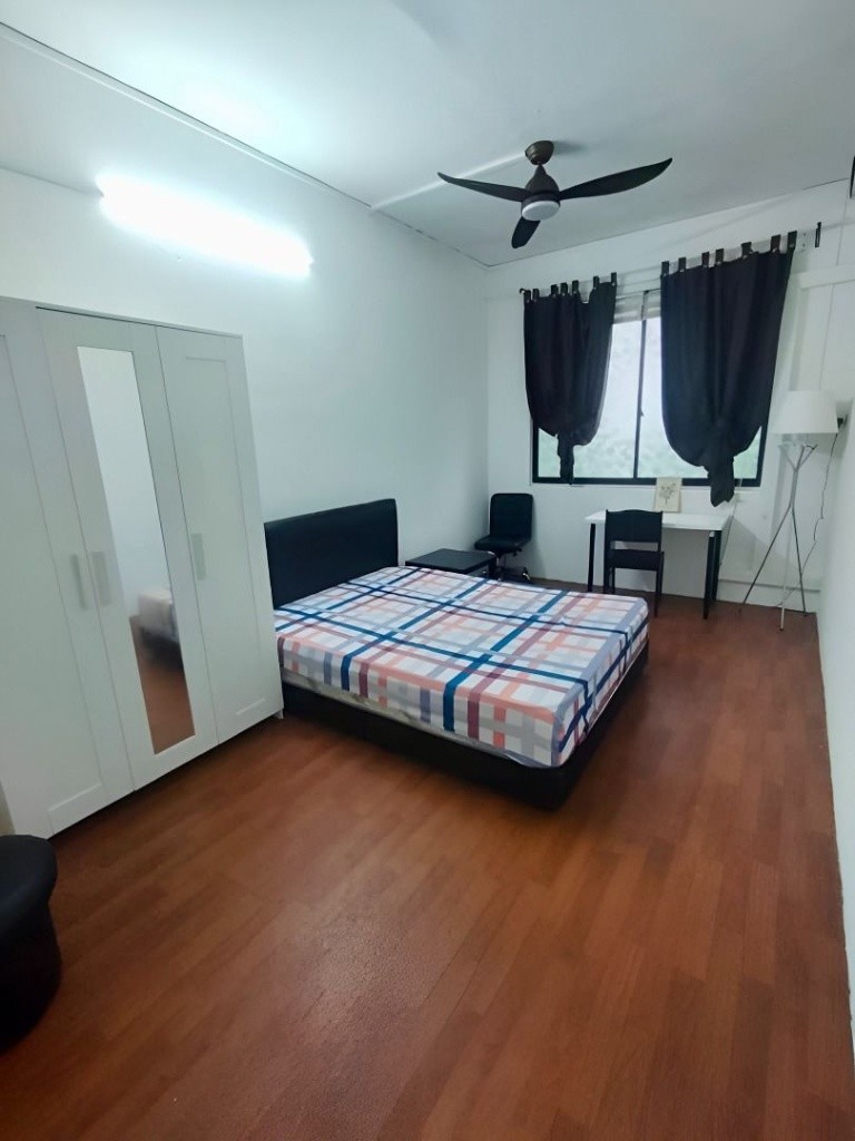 Room for rent-Near Tiong Bahru MRT/ Havelock MRT /Available Immediate / For 1-2 pax stay / Include utilities / No owner stay - Tiong Bahru 中嗒鲁 - 分租房间 - Homates 新加坡