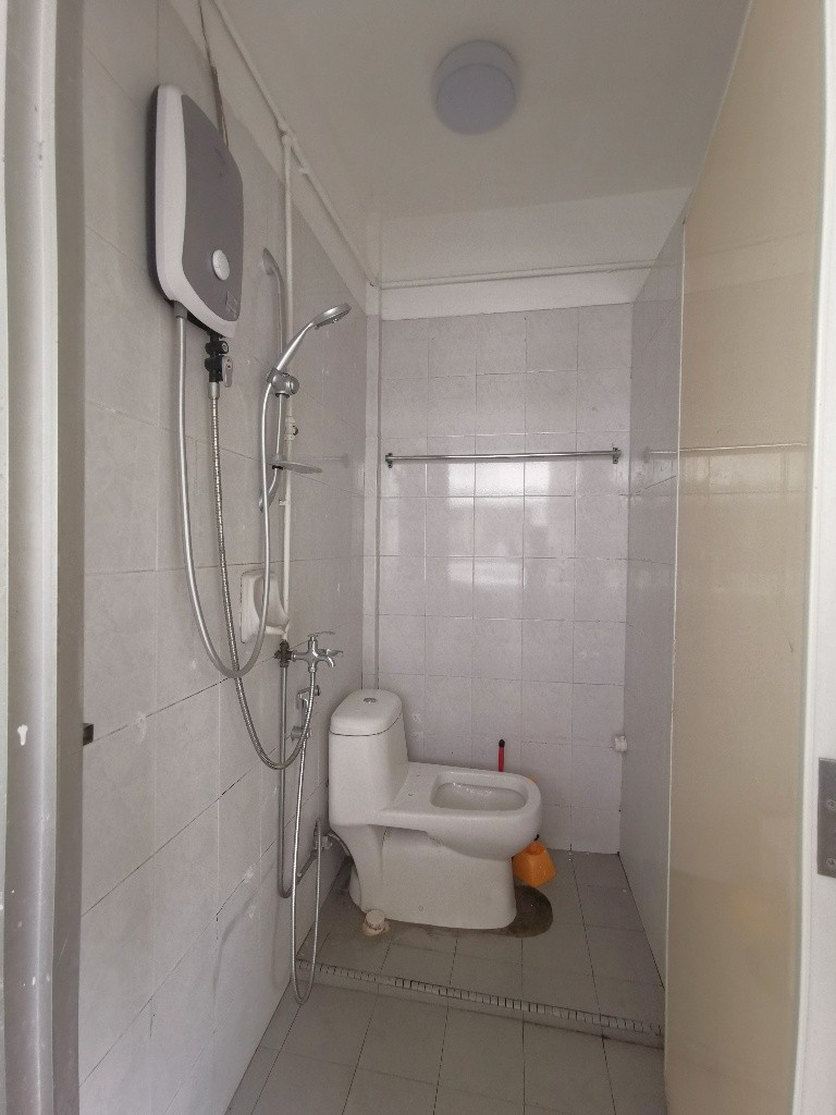 Room for rent / TOA PAYOH / NOVENA / Common room / 1pax stay / Available immediate - Toa Payoh 大巴窑 - 分租房间 - Homates 新加坡