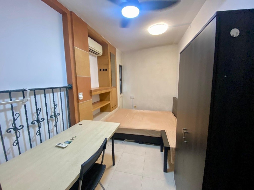 Room for rent / CLEMENTI / Common room / 1-2 pax stay / Available 2 Oct - Clementi - Bedroom - Homates Singapore