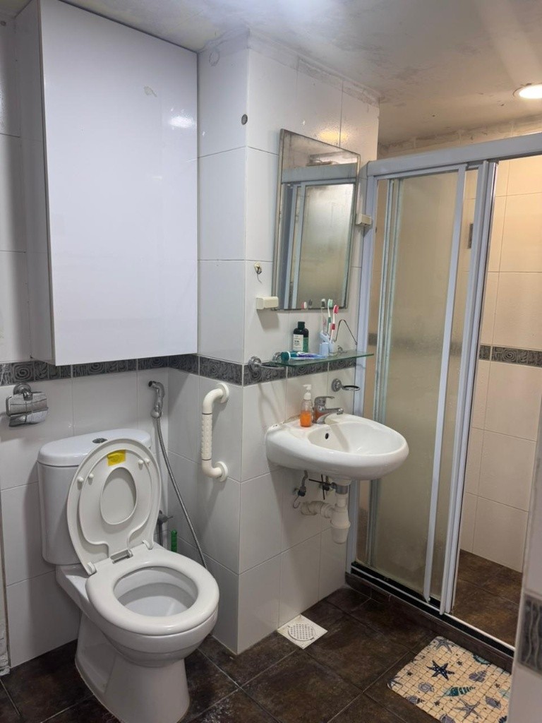 Room for rent / CLEMENTI / Common room / 1-2 pax stay / Available 2 Oct - Clementi - Bedroom - Homates Singapore