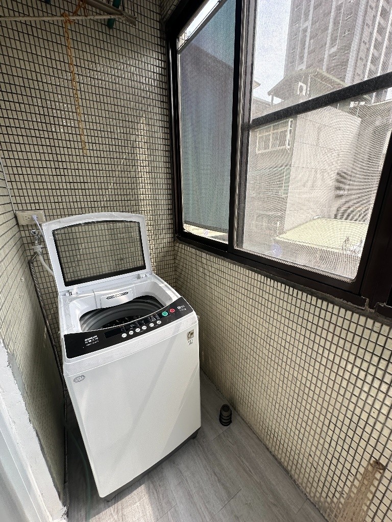 小巨蛋/國父紀念館電梯/新裝潢可租補稅 - 松山區 - 整個住家 - Homates 台灣